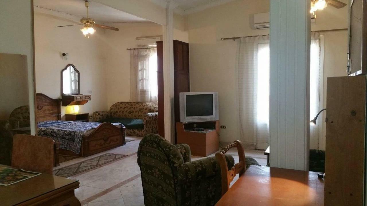 Elegant Heliopolis, Studio-Apartment Cairo Exterior foto